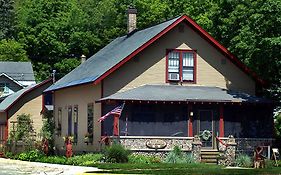 Korner Kottage Bed And Breakfast Traverse City 3* United States Of America